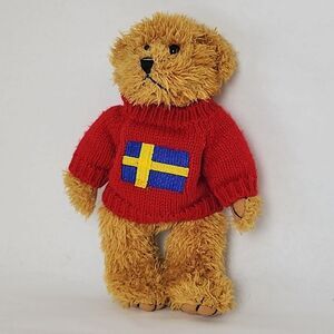 SKOGSTOKIG souvenirer with Sweden FlagRed SweaterTeddy